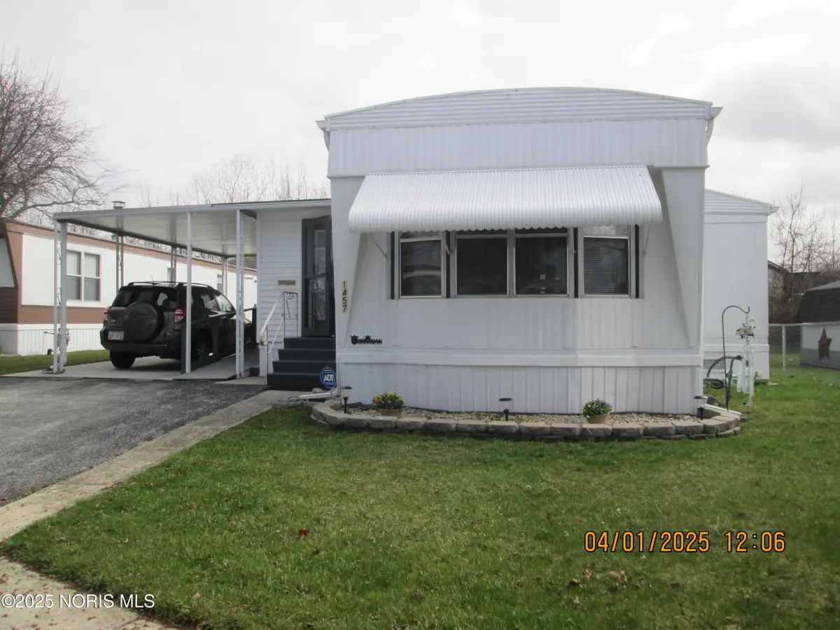 1457 Eastshore Drive, Findlay, OH 45840 - Image #1