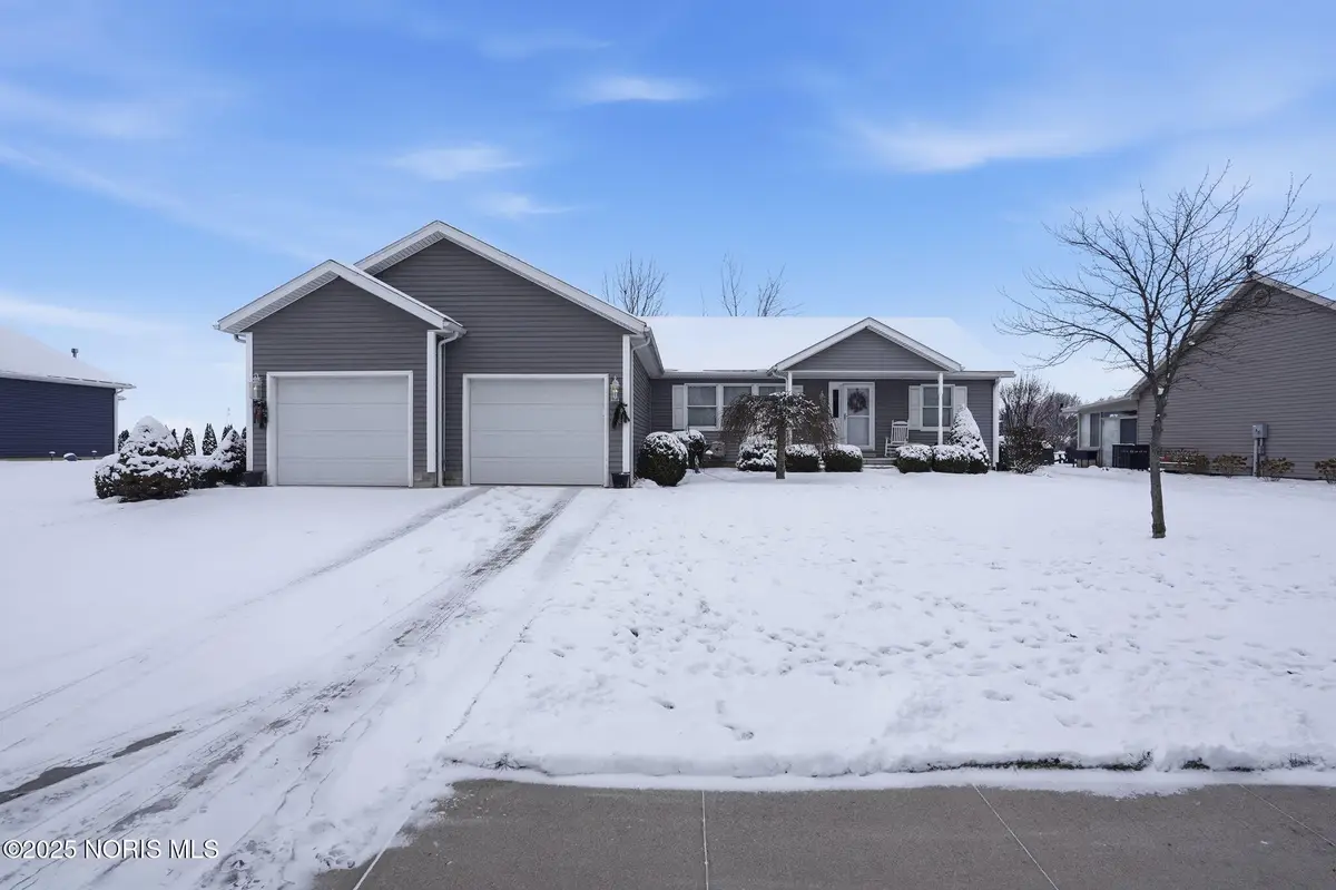 1405 Fairway Drive, Fostoria, OH 44830 - Image #1