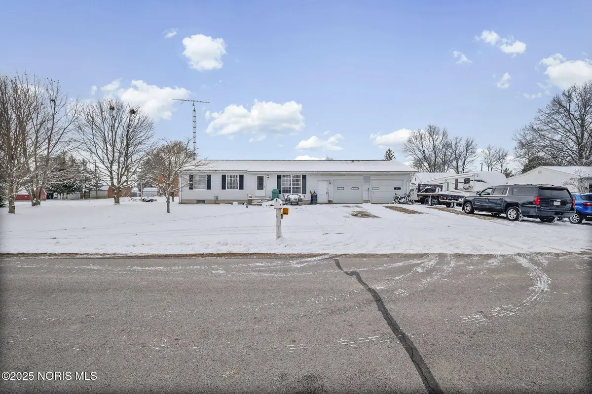 12570 W Axline Street, Fostoria, OH 44830 - Image #1