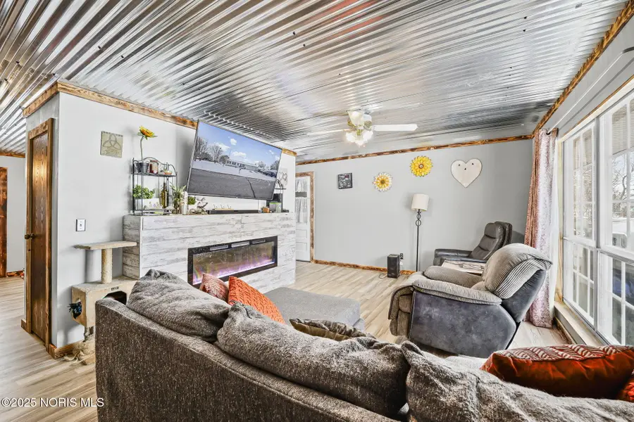 12570 W Axline Street, Fostoria, OH 44830 - Image #2