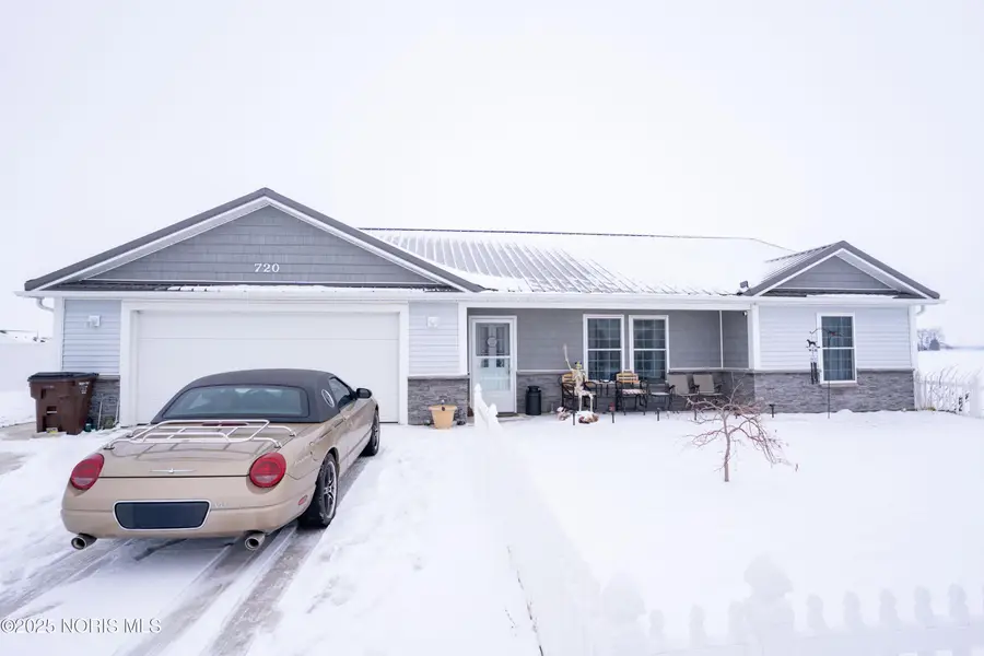 720 Bergman Drive, Sherwood, OH 43556 - Image #2