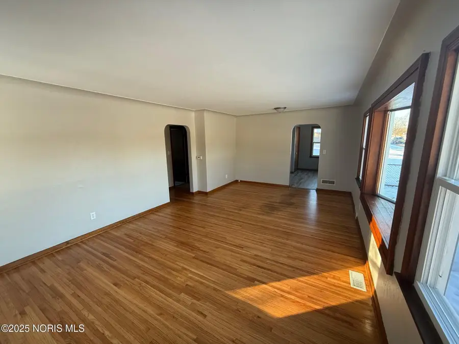 502 Brighton Avenue, Toledo, OH 43609 - Image #2