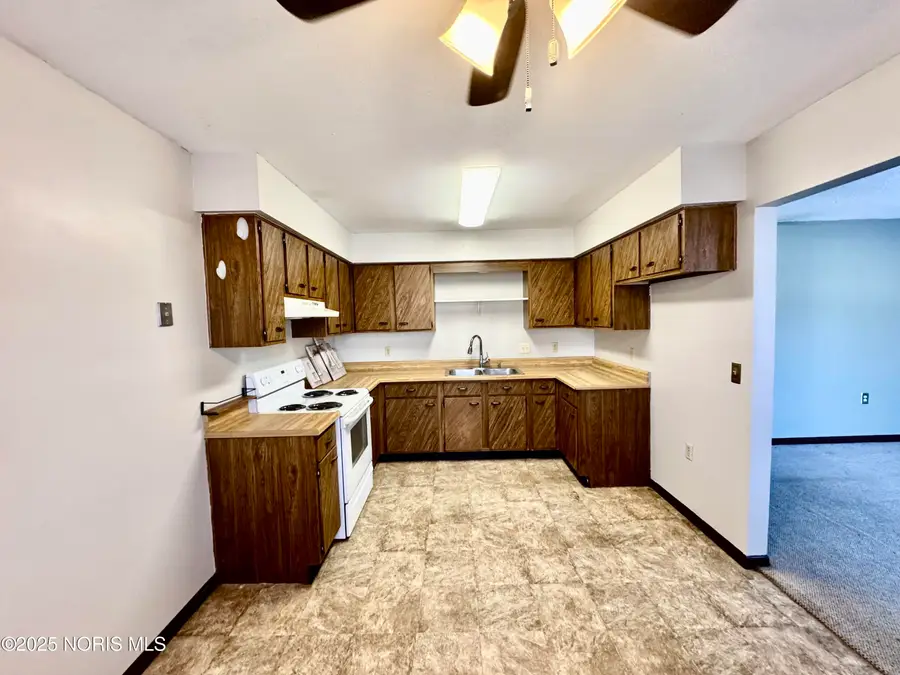 905 Hees Court, Defiance, OH 43512 - Image #3