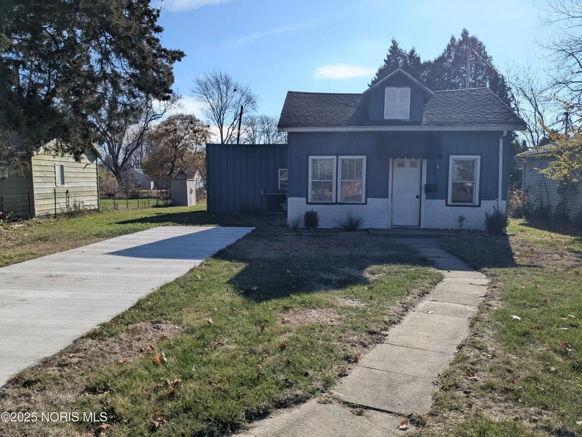 408 Clinton Street, Maumee, OH 43537 - Image #1
