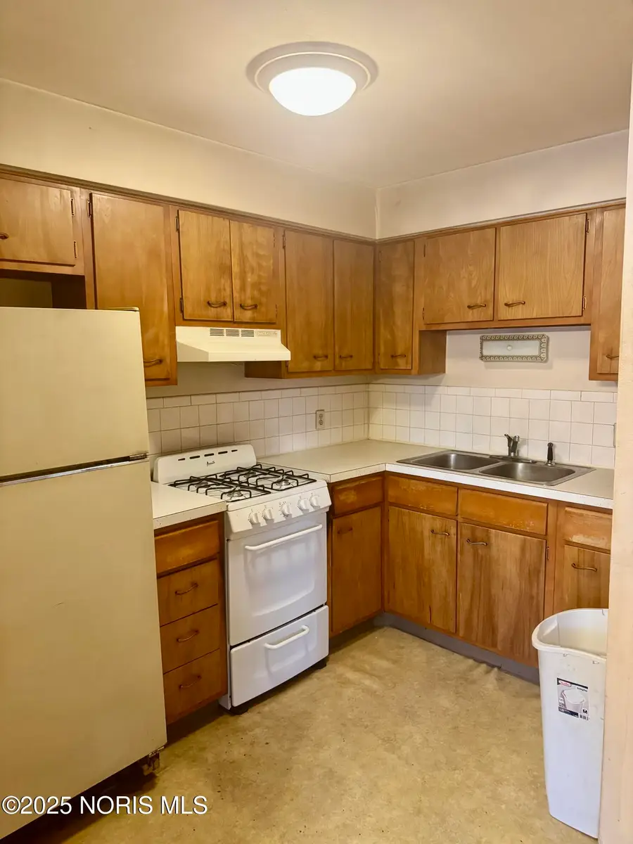 104 E High Street, Florida, OH 43545 - Image #3