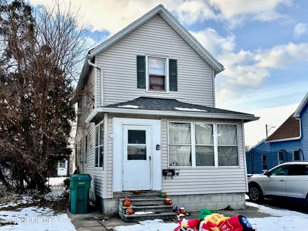 125 Bacon Street, Rossford, OH 43460