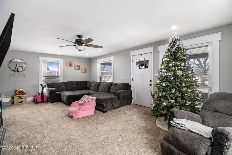 205 W 4th Street, Genoa, OH 43430 - Image #3