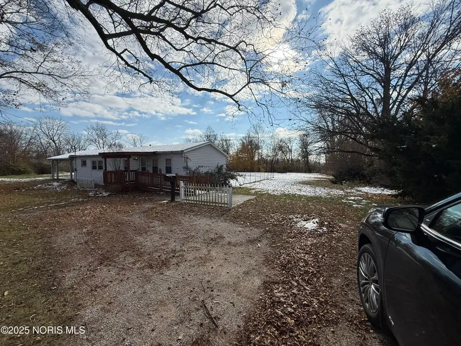 6201 County Hwy 165, Genoa, OH 43430 - Image #2