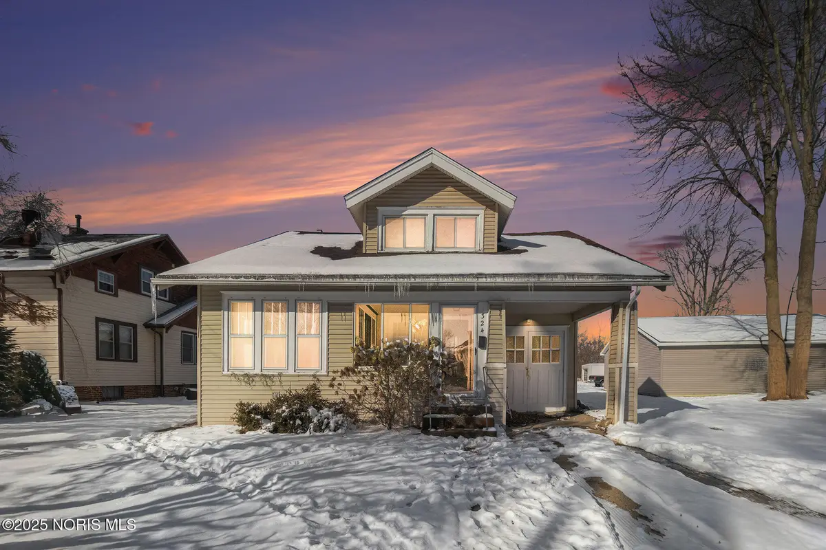 324 Carey Street, Napoleon, OH 43545 - Image #1