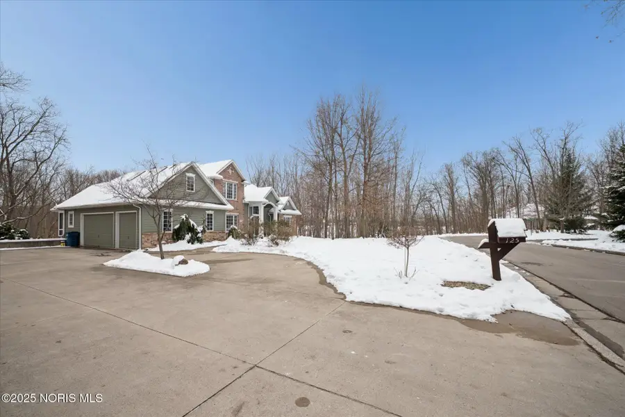 125 Turnberry Drive, Bryan, OH 43506 - Image #2
