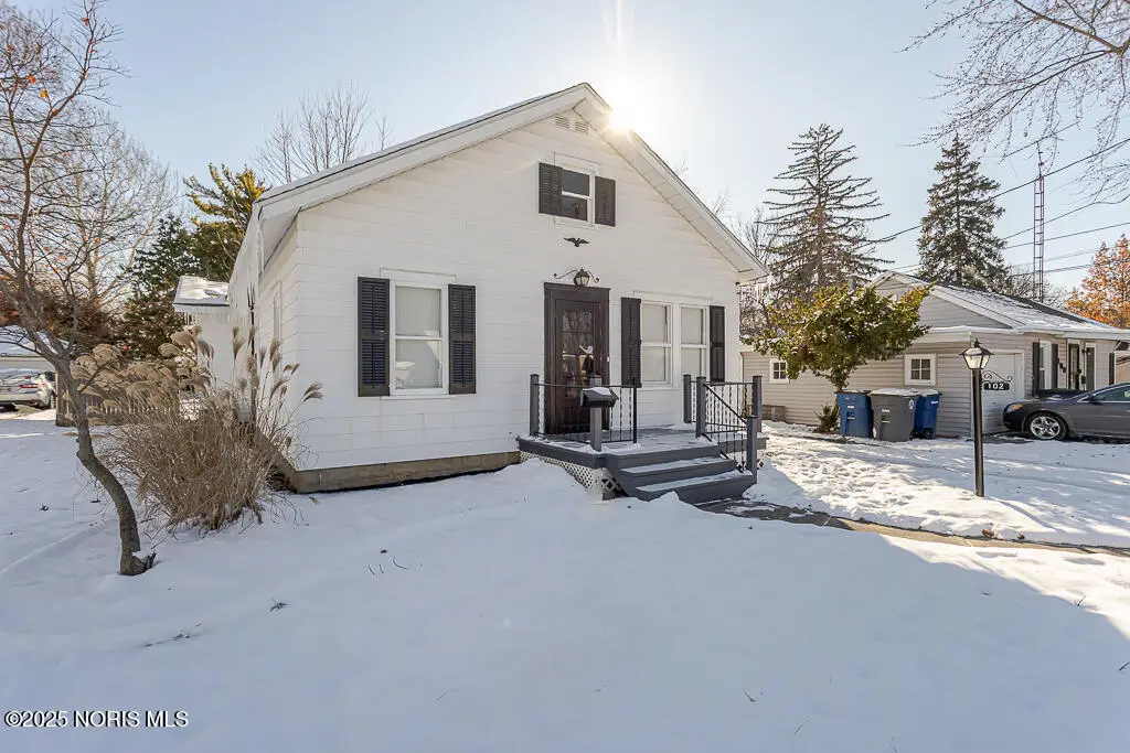 102 Silver Maple Drive, Perrysburg, OH 43551 - Image #1