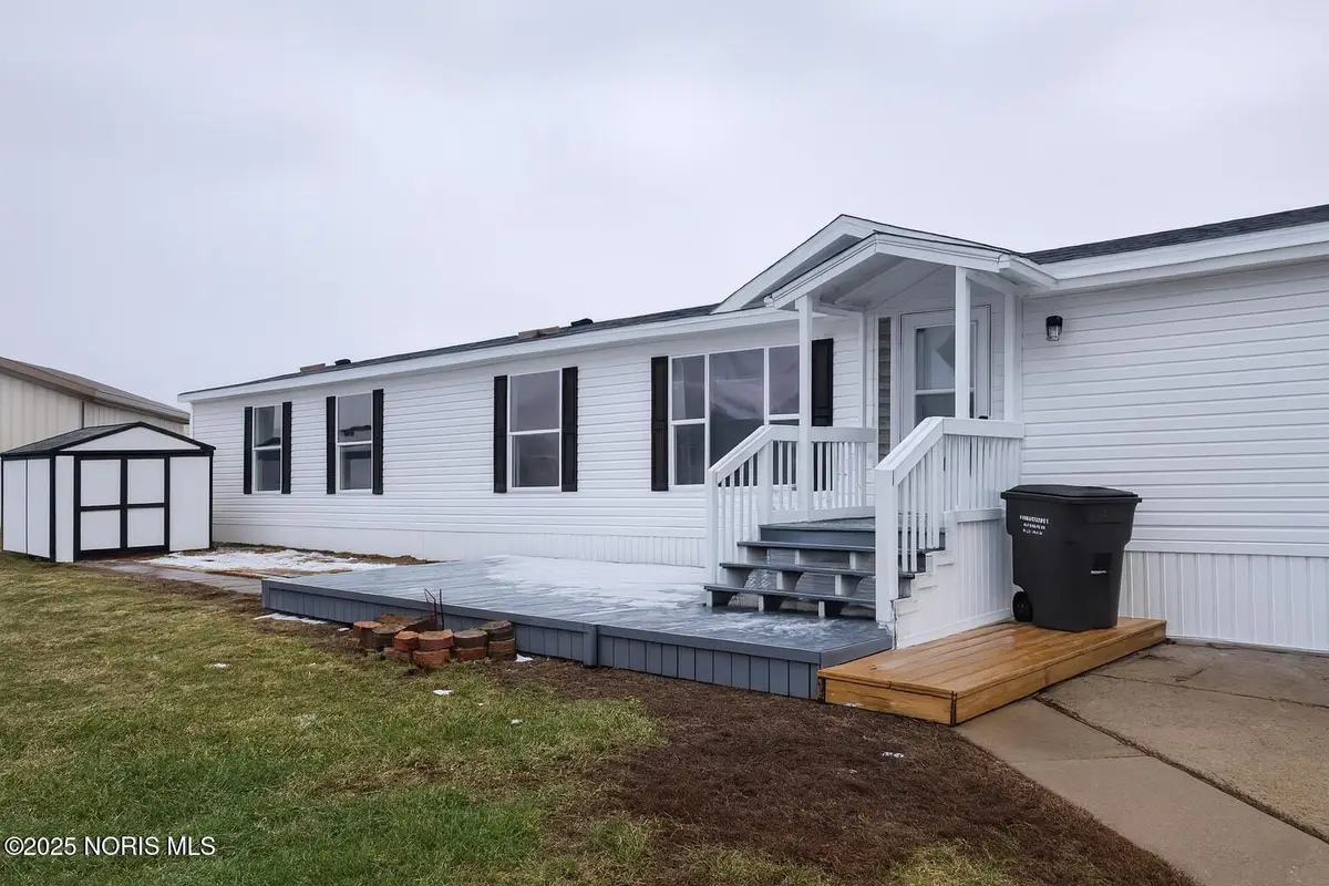 27484 Oregon Road, Perrysburg, OH 43551 - Image #1