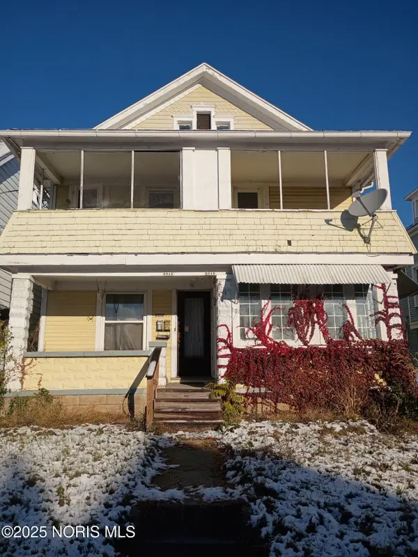 2010 Airport Highway, Toledo, OH 43609