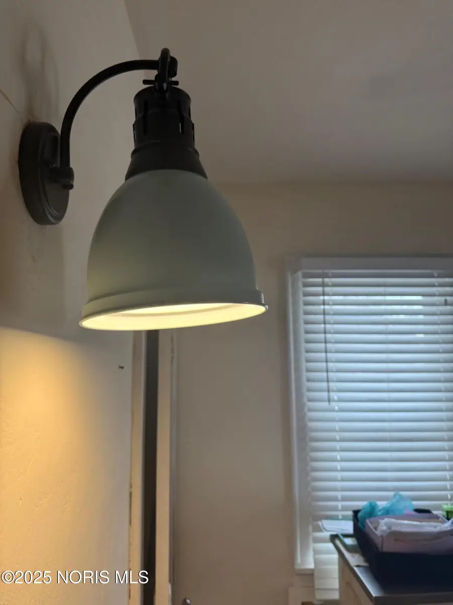 1911 N Holland Sylvania Road, Toledo, OH 43615 - Image #2