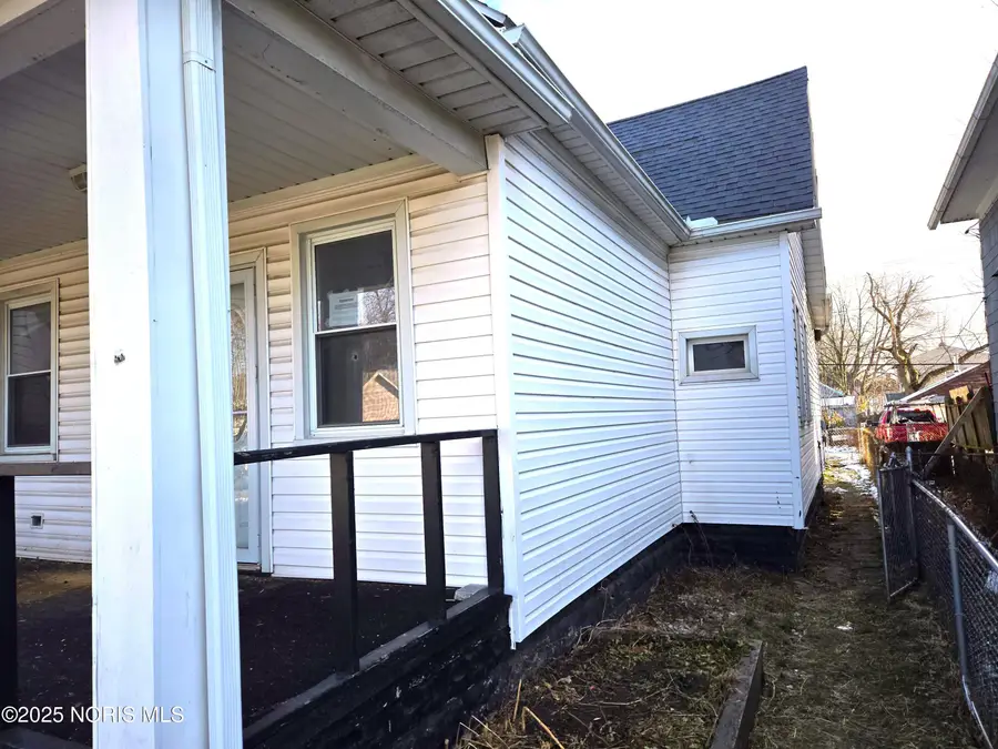 921 Berry Street, Toledo, OH 43605 - Image #2