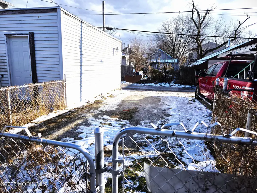 921 Berry Street, Toledo, OH 43605 - Image #3