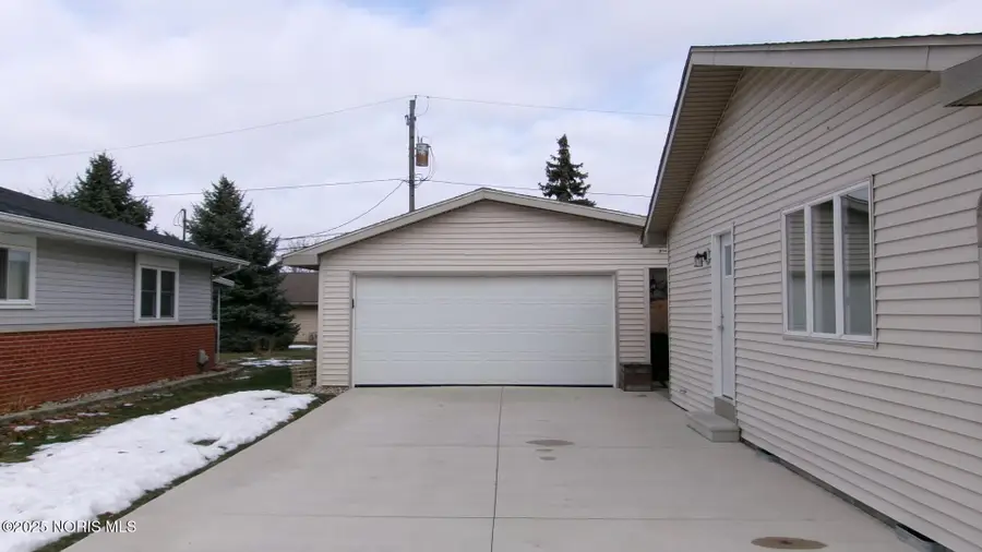 404 Murbach Street, Archbold, OH 43502 - Image #2