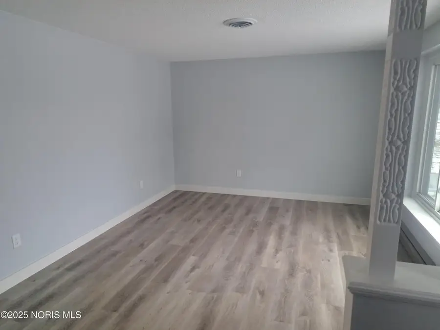 210 Lakeview Drive, Bryan, OH 43506 - Image #2