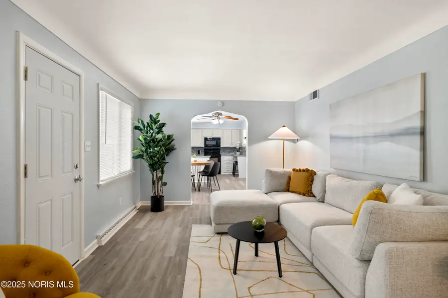 4841 Leamington Avenue, Toledo, OH 43613 - Image #2