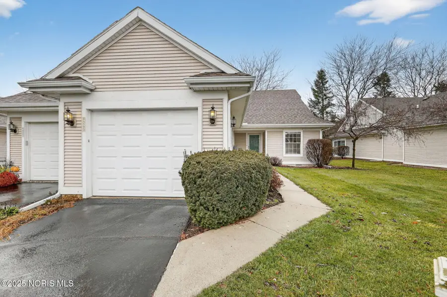 24525 Village Lane, Grand Rapids, OH 43522 - Image #2