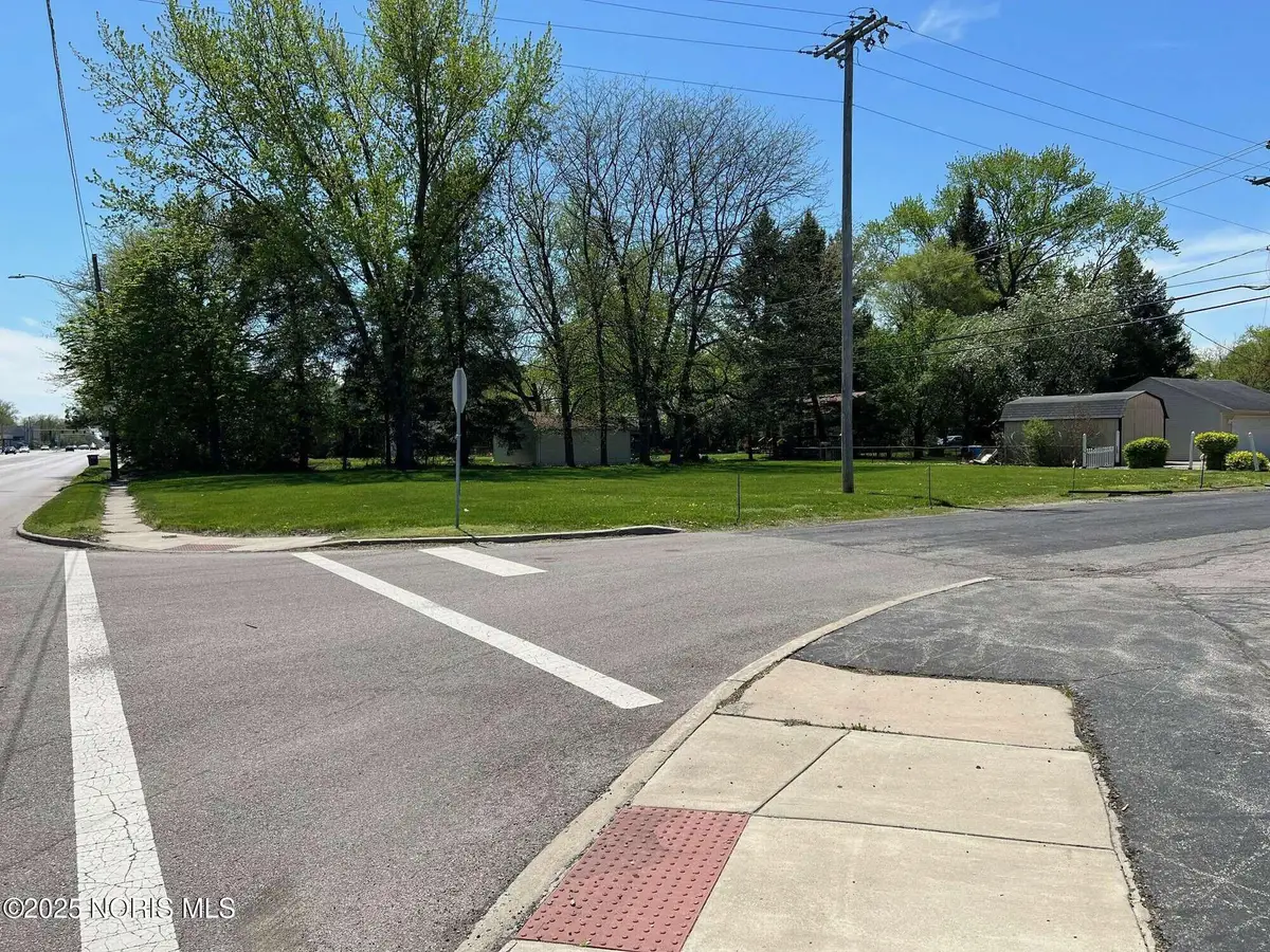 1104 S Reynolds Road, Toledo, OH 43615 - Image #1