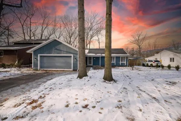 2537 Vaness Drive, Toledo, OH 43615