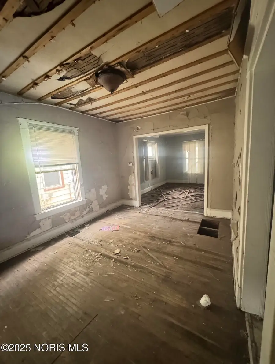 2315 Caledonia Street, Toledo, OH 43605 - Image #2