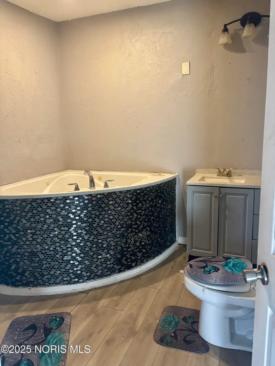 285 Walbridge Avenue, Toledo, OH 43609 - Image #2