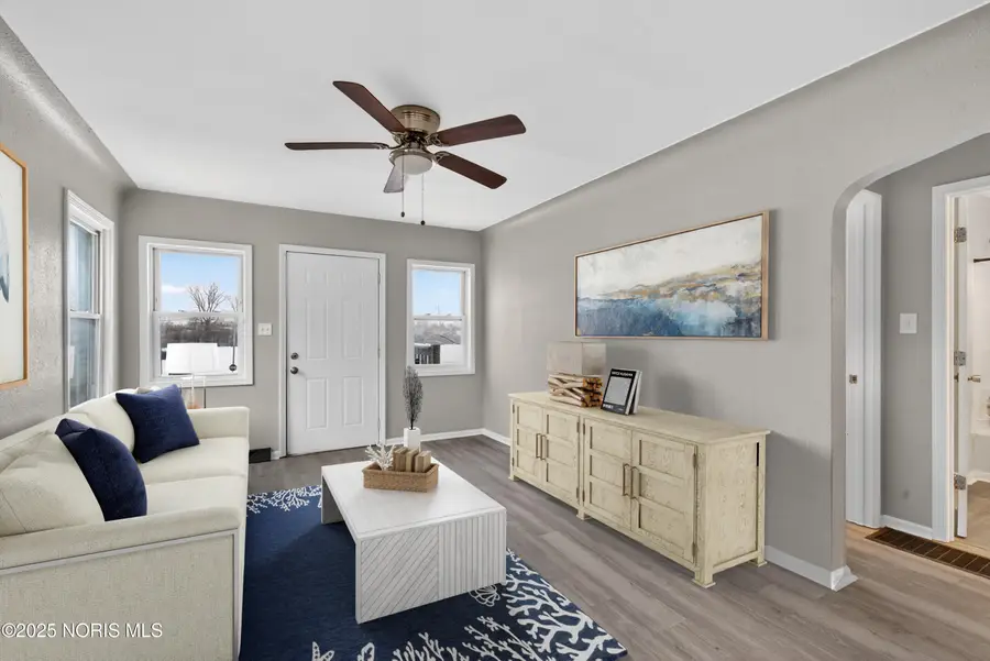 47 W Crawford Avenue, Toledo, OH 43612 - Image #3