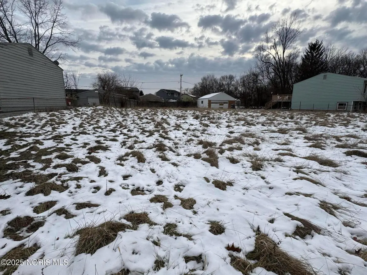 4347 Hunters Trail Drive, Toledo, OH 43607 - Image #1