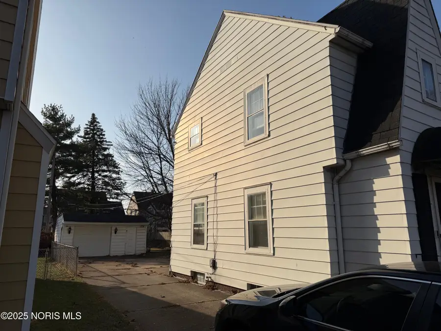 319 W Capistrano Avenue, Toledo, OH 43612 - Image #3