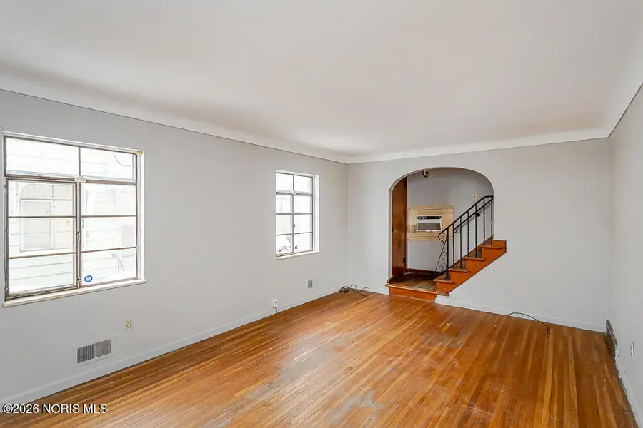 1742 Wyndhurst Road, Toledo, OH 43607 - Image #2