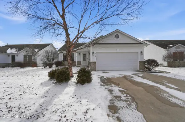 759 Greystone Drive, Bowling Green, OH 43402
