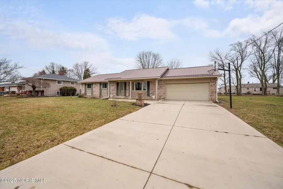 248 Harvest Lane, Oak Harbor, OH 43449 - Image #3