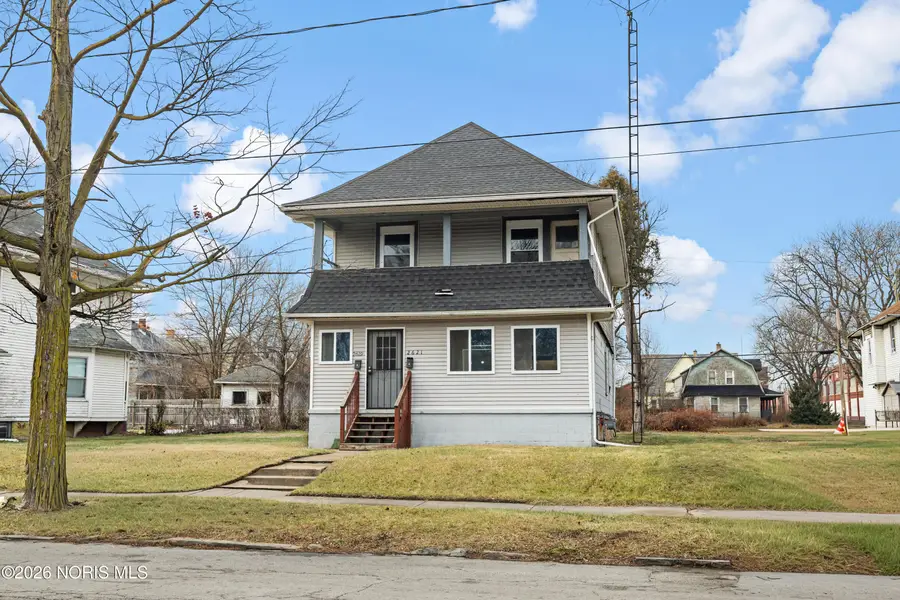 2621 Lawrence Avenue, Toledo, OH 43610 - Image #2