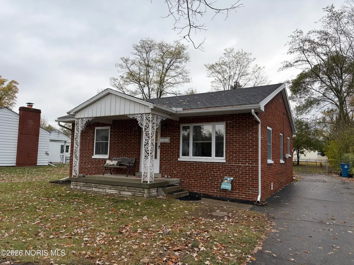 5240 Silvertown Drive, Sylvania, OH 43560 - Image #1