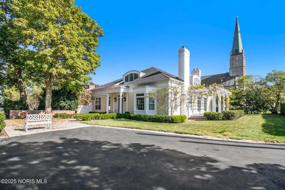 145 E Front Street, Perrysburg, OH 43551 - Image #1