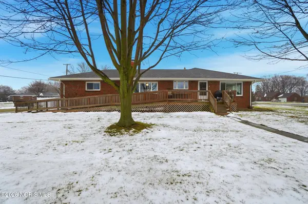 2869 Shoreland Avenue, Toledo, OH 43611