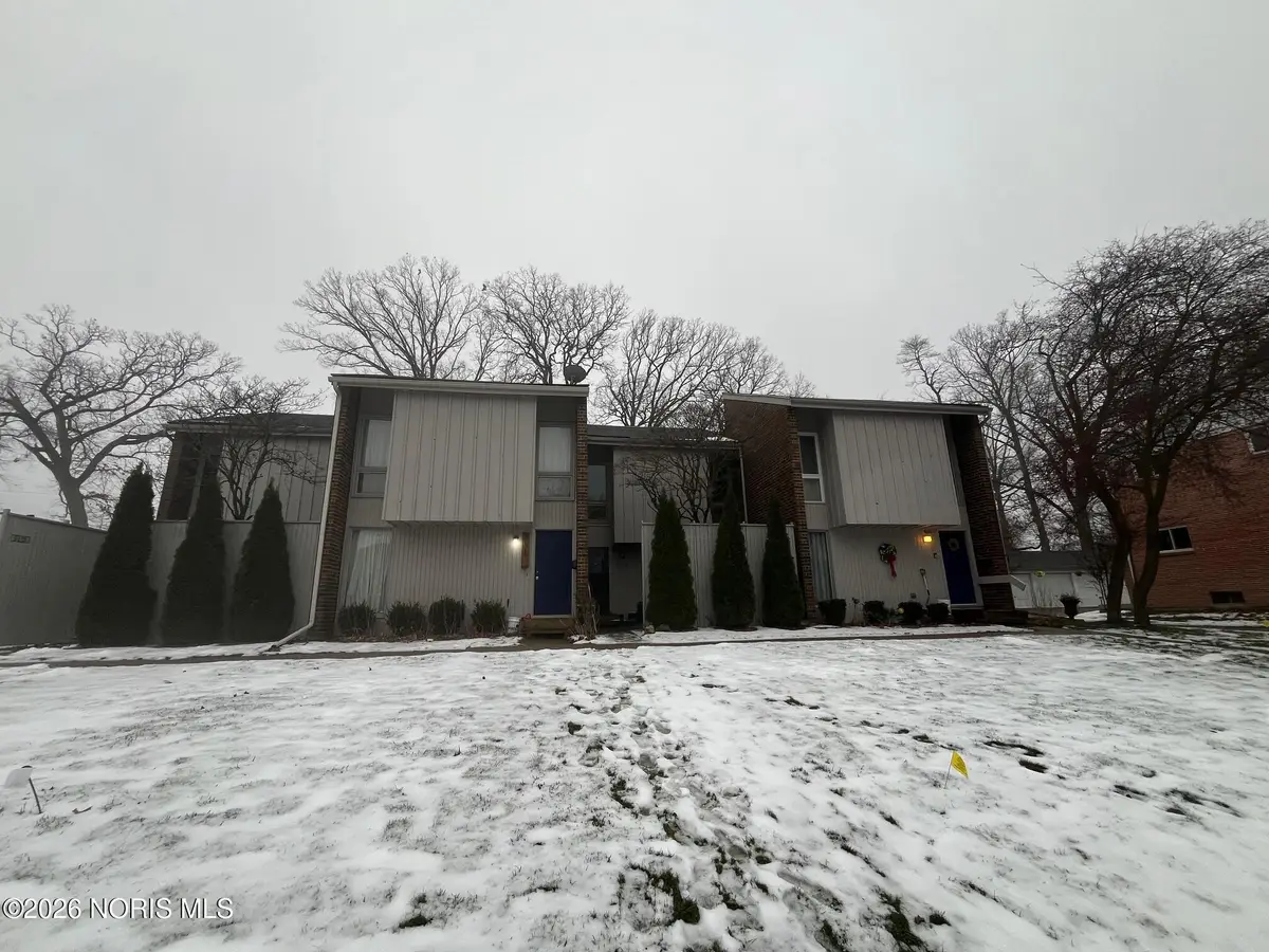 5123 Regency Drive, Toledo, OH 43615 - Image #1