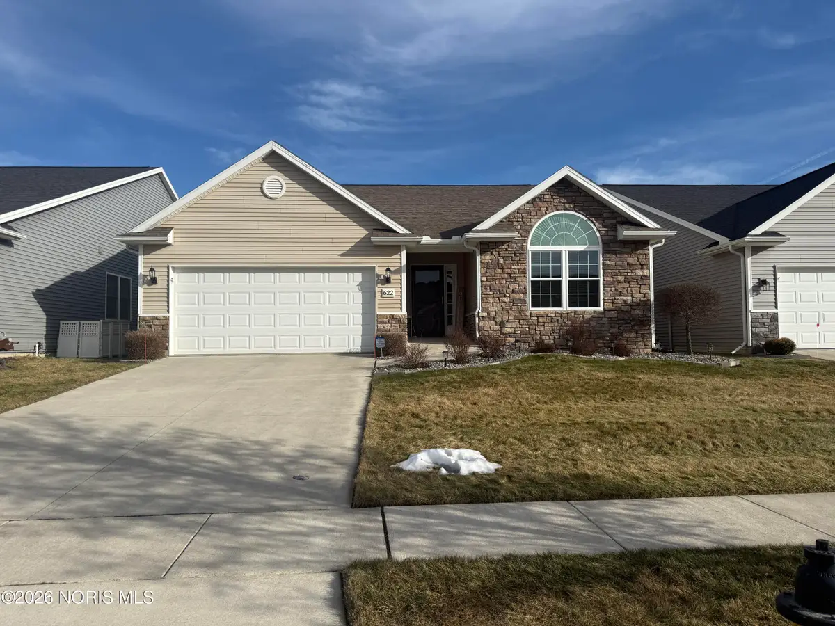 622 Meadowland Trail, Toledo, OH 43615 - Image #1