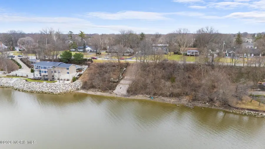 28819 E River Road, Perrysburg, OH 43551 - Image #3