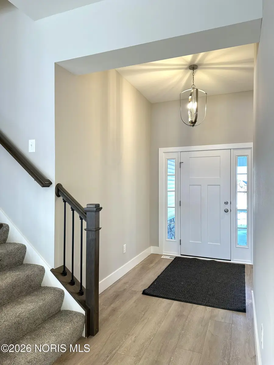 15269 Cypress Drive, Perrysburg, OH 43551 - Image #2