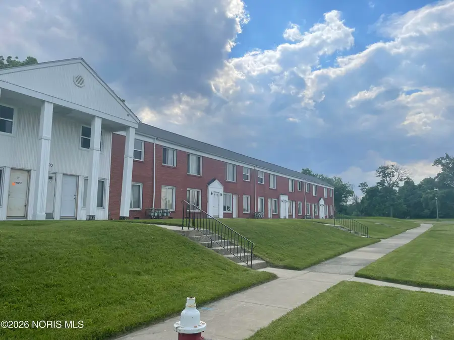 1303 S Cove Boulevard, Toledo, OH 43606 - #2