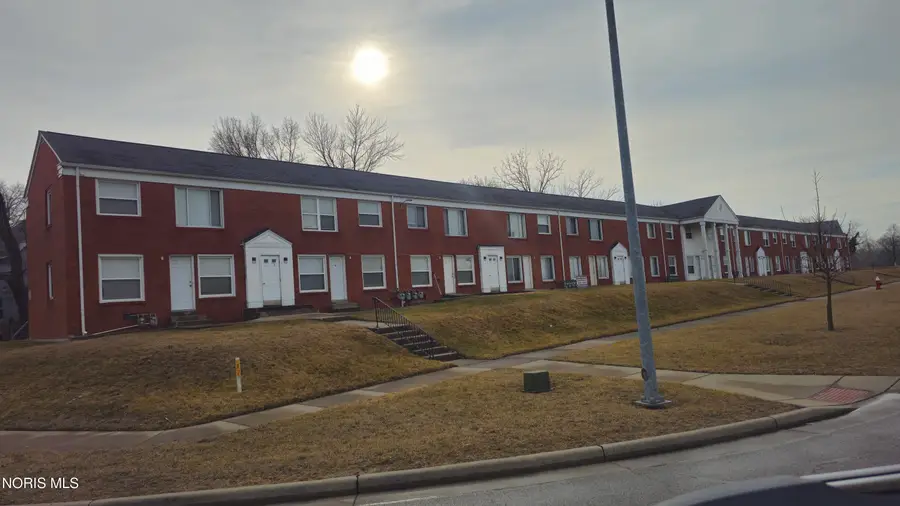 1303 S Cove Boulevard, Toledo, OH 43606 - #3