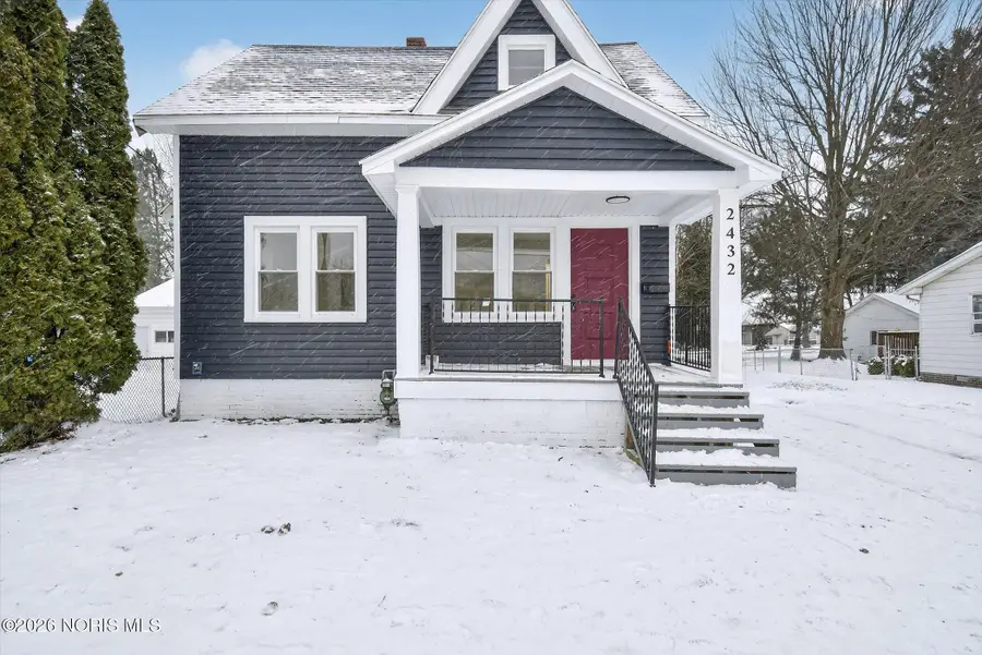 2432 Rochester Place, Northwood, OH 43619 - #3