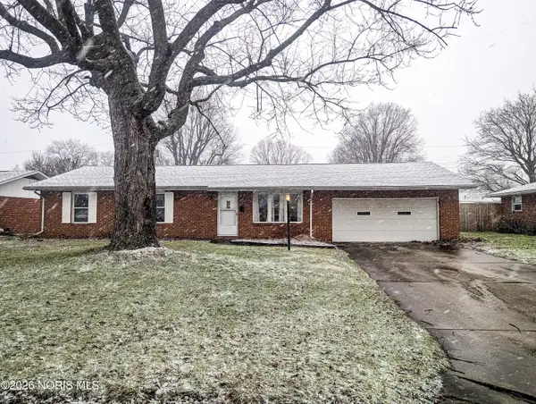 429 Burnham Drive, Fostoria, OH 44830