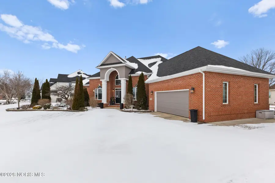 1338 Pine Valley Drive, Bowling Green, OH 43402 - #3