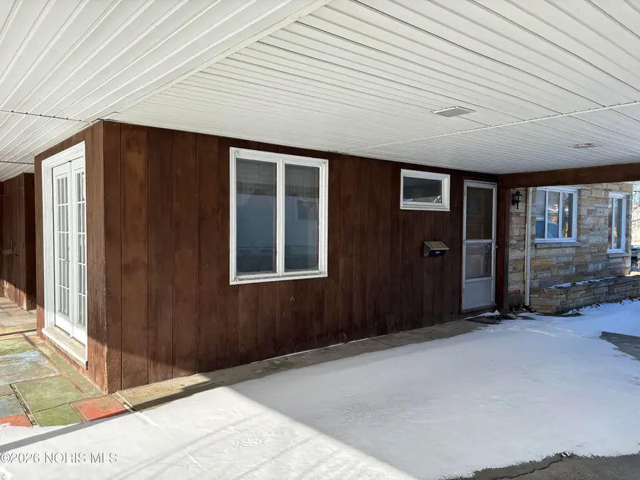 239 W Chestnut Street, Wauseon, OH 43567 - Image #3