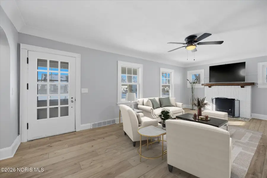 3242 Meadowbrook Court, Toledo, OH 43606 - #3