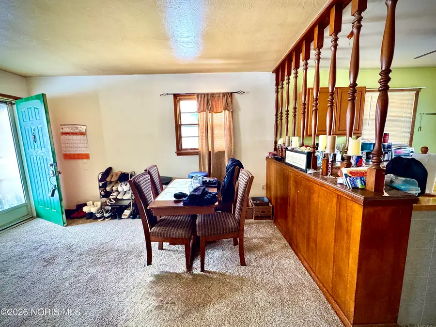 558 Thurston Street, Toledo, OH 43605 - #2